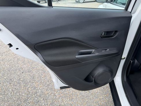 Used 2021 Nissan Kicks S FWD image 45