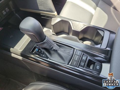 Used 2025 Toyota Camry SE FWD image 30
