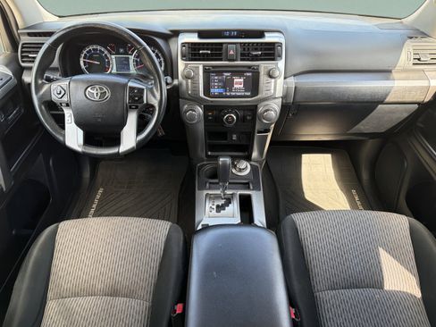 Used 2016 Toyota 4Runner SR5 AWD/4WD image 33