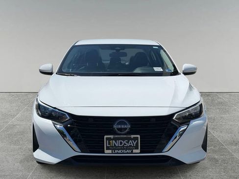 Used 2025 Nissan Sentra S FWD image 8