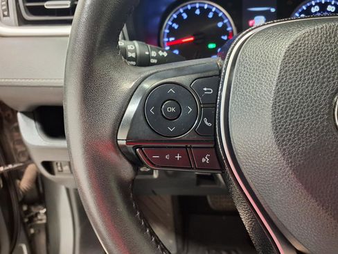 Used 2021 Toyota RAV4 XLE Premium FWD image 20