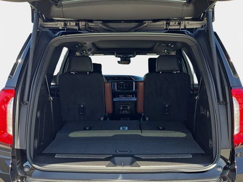 Used 2024 GMC Yukon Denali Ultimate AWD/4WD image 14