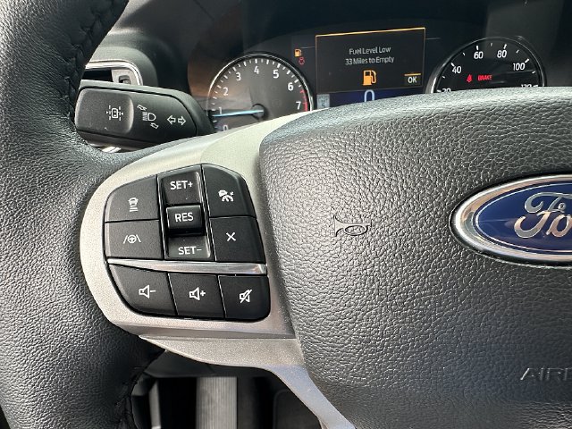 Used 2023 Ford Explorer XLT w/ Equipment Group 202A AWD/4WD image 26