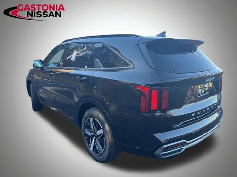 Used 2022 Kia Sorento S image 13