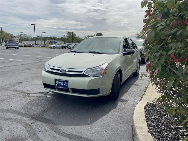 Used 2010 Ford Focus S FWD image 3