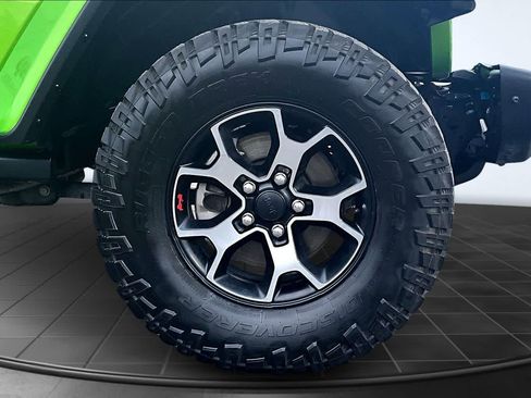 Used 2018 Jeep Wrangler Unlimited Rubicon image 34