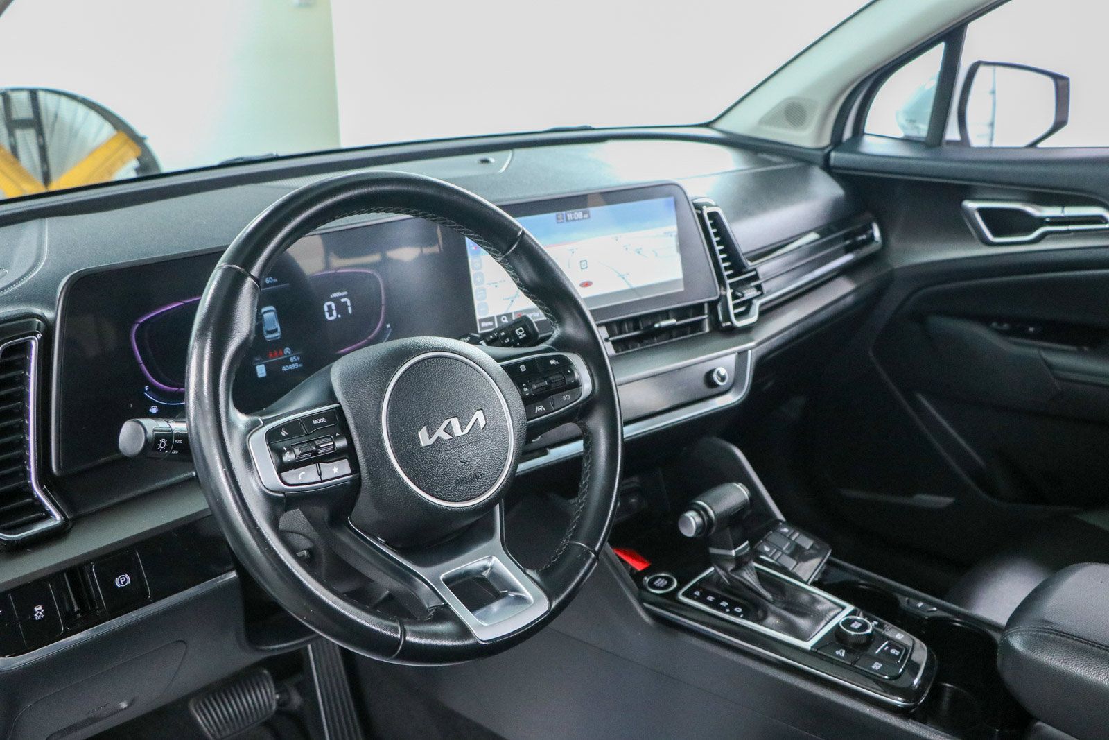 Used 2023 Kia Sportage EX FWD image 22