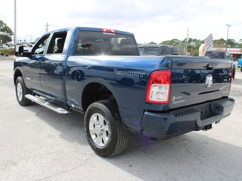 Used 2024 RAM 2500 Big Horn w/ Sport Appearance Package image 8