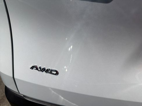 Used 2024 Toyota Grand Highlander AWD image 9