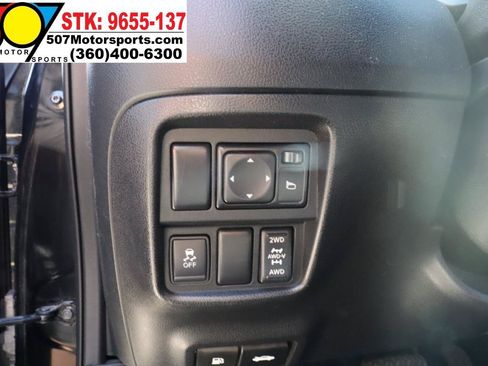 Used 2012 Nissan Juke SV w/ Sport Pkg AWD/4WD image 13