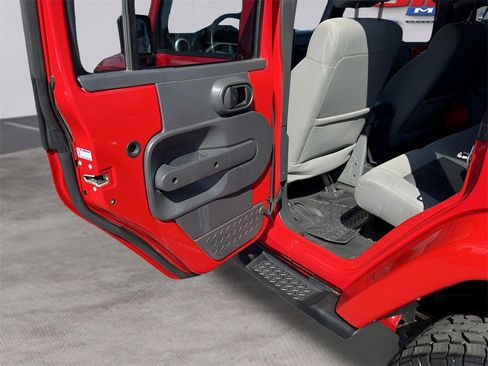 Used 2010 Jeep Wrangler Unlimited Sahara w/ Dual Top Group image 13