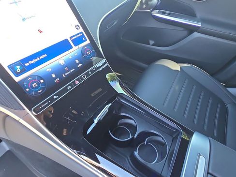 Certified 2025 Mercedes-Benz GLC 300 GLC 300 image 28