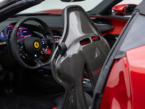 Used 2024 Ferrari SF90 Spider AWD/4WD image 40