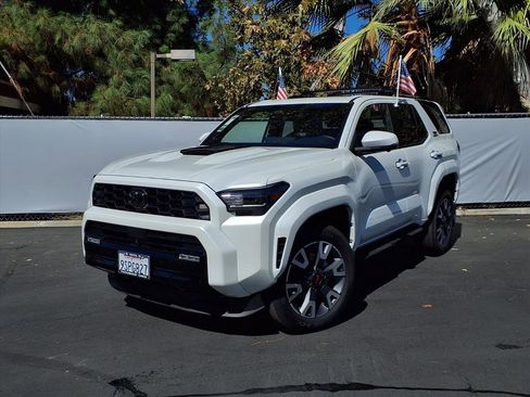 Certified 2025 Toyota 4Runner TRD Sport image 27