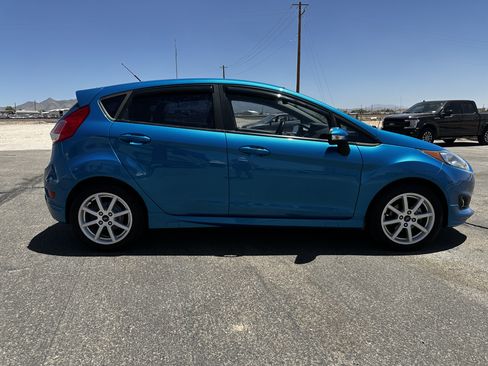 Used 2015 Ford Fiesta SE w/ Equipment Group 201A FWD image 3