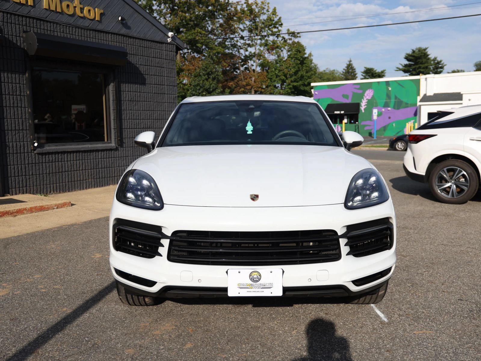 Used 2019 Porsche Cayenne AWD/4WD image 2
