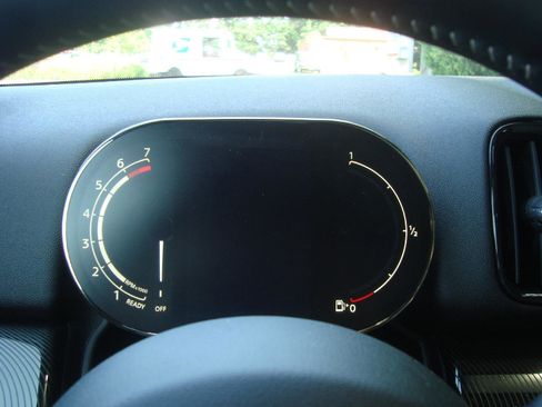 Used 2022 MINI Cooper Countryman S w/ Premium Package image 41