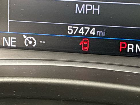 Used 2019 Chevrolet Equinox LT FWD image 3