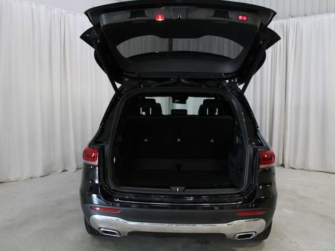 Used 2022 Mercedes-Benz GLB 250 4MATIC w/ Premium Package Lite image 33