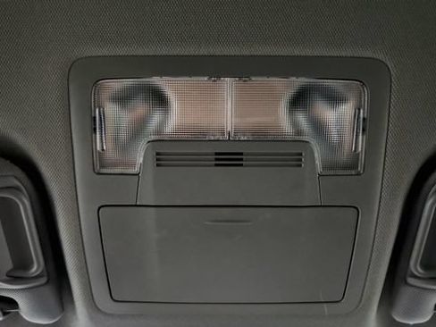 Used 2015 Toyota Camry XSE FWD image 72