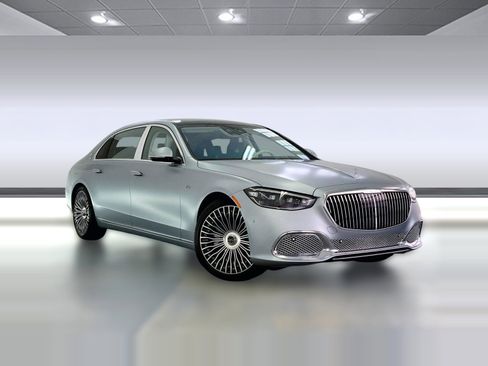 Used 2024 Mercedes-Benz Maybach S 680 4MATIC image 18