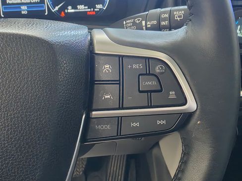 Used 2024 Toyota Grand Highlander AWD Hybrid image 17