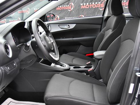 Used 2024 Kia Forte LXS image 16