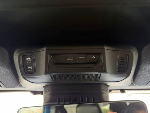 Used 2024 Jeep Wrangler Unlimited Rubicon 4xe image 28