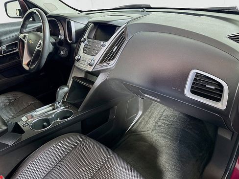 Used 2017 Chevrolet Equinox LT w/ Convenience Package FWD image 28