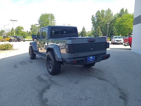 Used 2021 Jeep Gladiator Sport AWD/4WD image 4