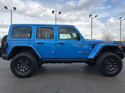 Used 2025 Jeep Wrangler Unlimited Rubicon image 53