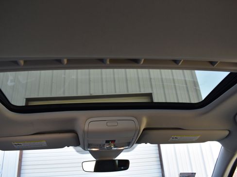 Used 2021 Volkswagen Passat 2.0T SE image 27