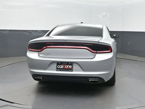 Used 2021 Dodge Charger SXT w/ Leather Interior Group RWD image 30