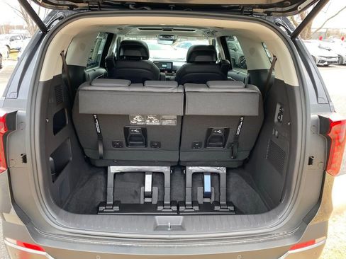 New 2026 Kia Carnival SX Prestige image 28
