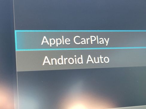 Used 2025 Honda Pilot Sport image 2