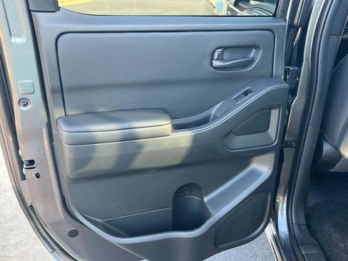 New 2026 Nissan Frontier SV w/ SV Convenience Package AWD/4WD image 17