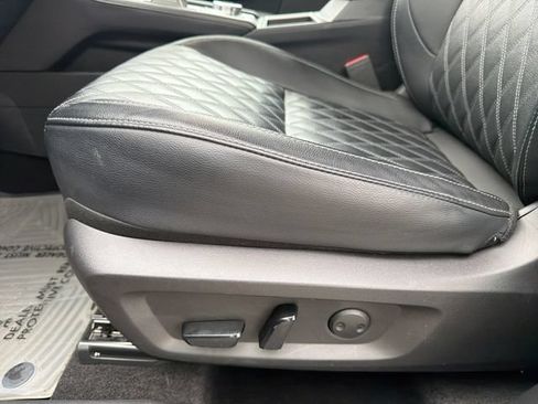 Used 2024 Mitsubishi Outlander SEL AWD/4WD image 22