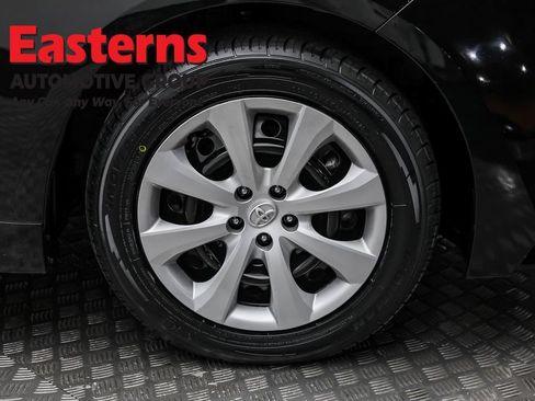 Used 2024 Toyota Corolla LE image 30