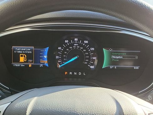 Used 2020 Ford Fusion SE image 12