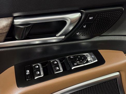 Used 2021 Kia Telluride SX w/ SX Prestige Package image 34