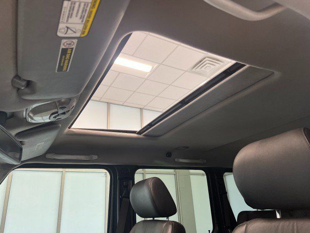 Used 2005 Mercedes-Benz G 500 image 23