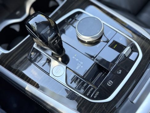 Used 2021 BMW X7 xDrive40i image 40