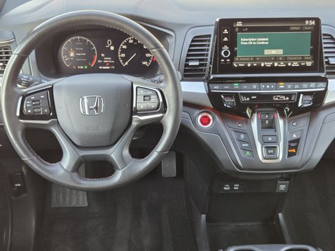 Used 2025 Honda Odyssey Sport-L image 23
