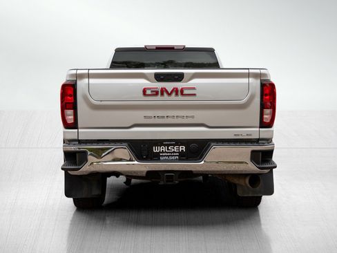 Used 2022 GMC Sierra 2500 SLE w/ SLE Value Package; image 4