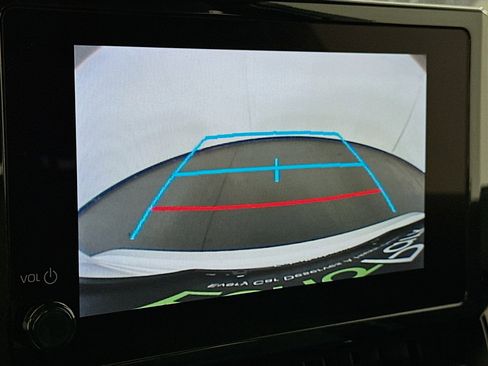 Used 2025 Toyota Corolla LE image 22