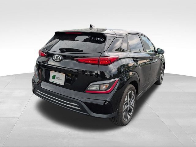 Used 2023 Hyundai Kona SE FWD image 7