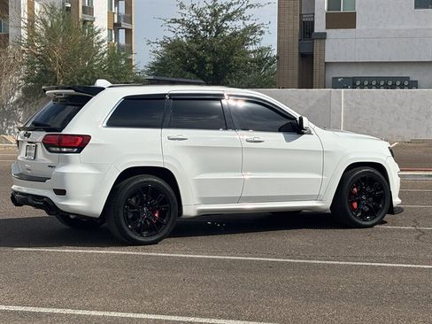 Used 2014 Jeep Grand Cherokee SRT AWD/4WD image 5