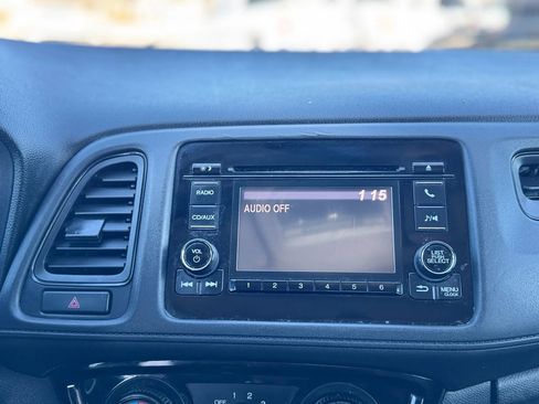 Used 2016 Honda HR-V LX image 19