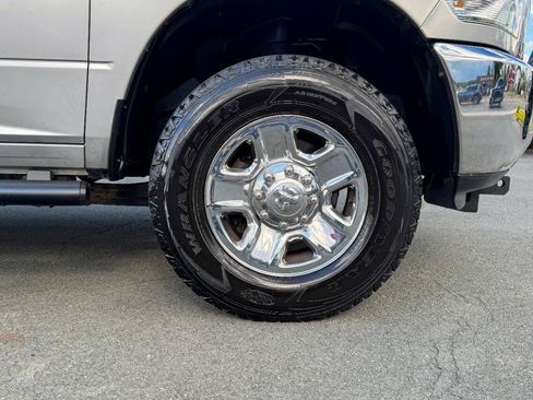 Used 2016 RAM 3500 Tradesman w/ Chrome Appearance Group AWD/4WD image 15