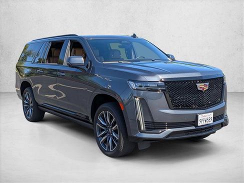 Used 2021 Cadillac Escalade ESV Sport w/ Driver Assist Tech Package AWD/4WD image 3
